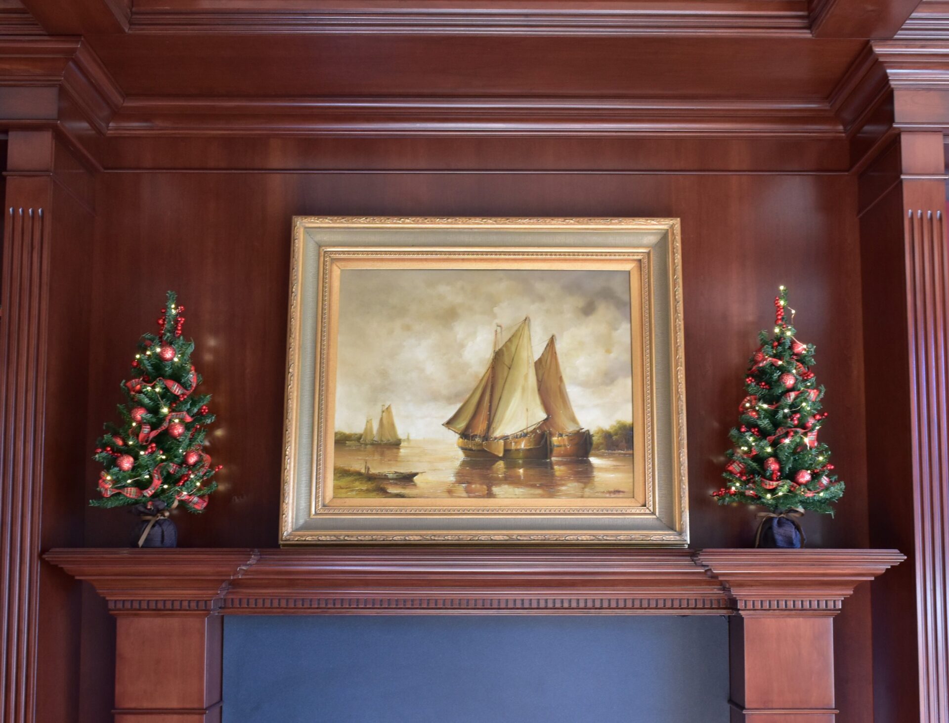 VACC Office Holiday Decorating AFTER